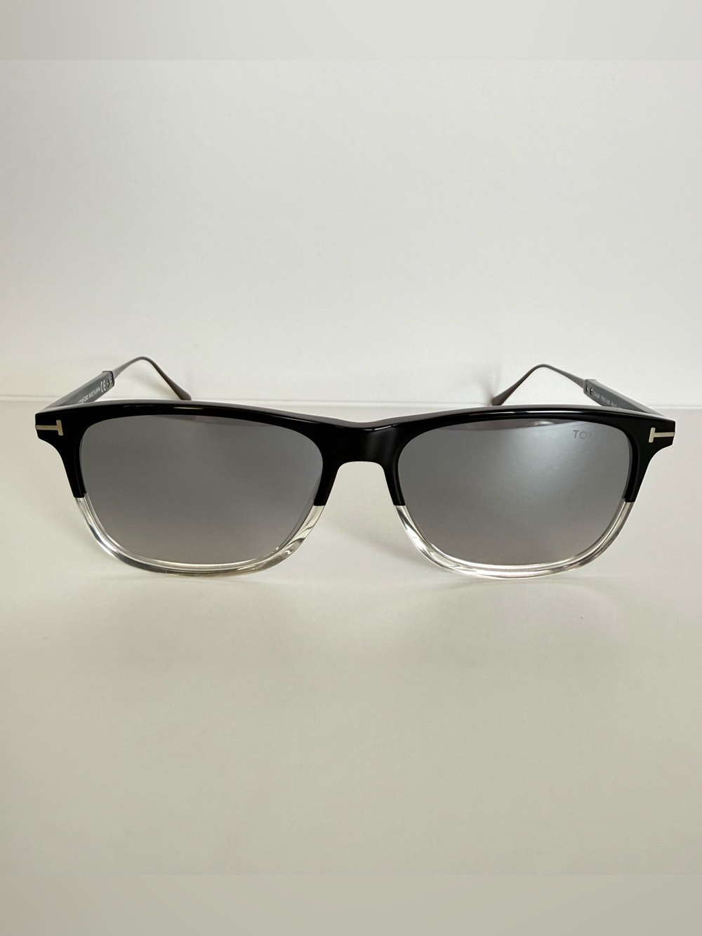 NEW!!! Tom Ford men sunglasses TF813 03C Authentic